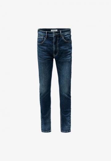 Узкие джинсы