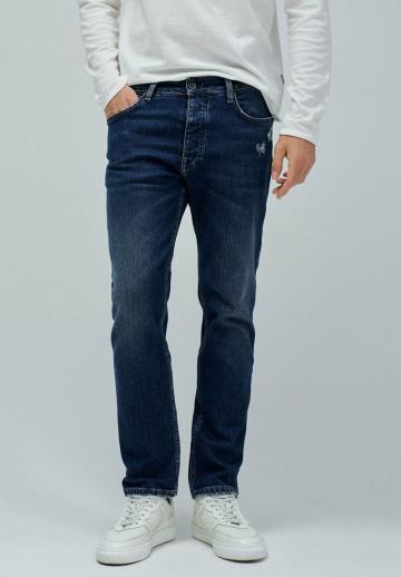 Узкие джинсы