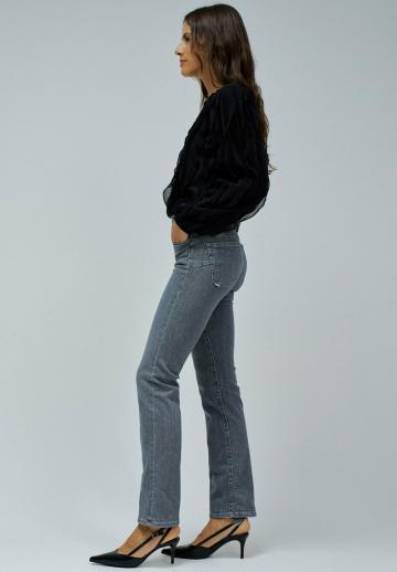 Клешеные брюки