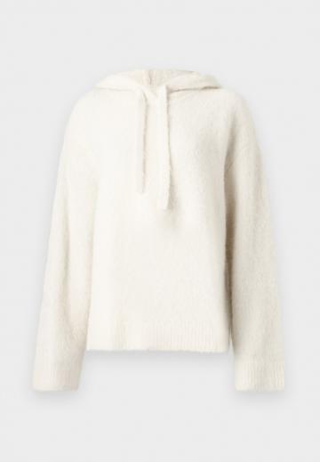 Пуловер с капюшоном