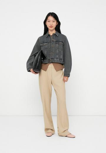 Джинсовая куртка