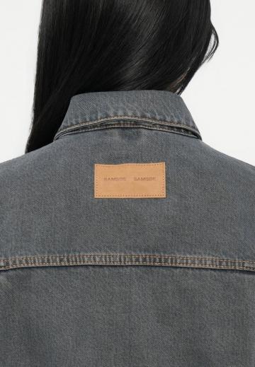 Джинсовая куртка