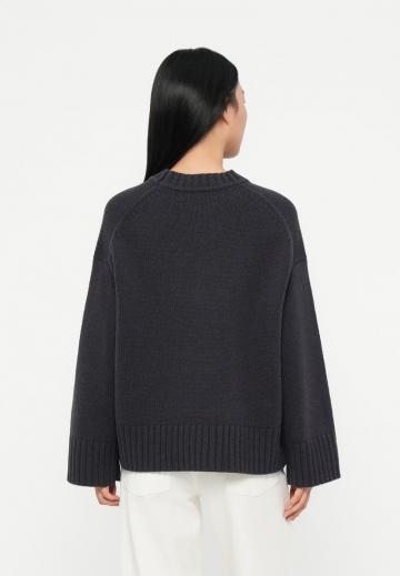 Длинный пуловер