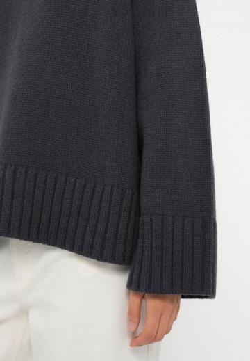 Длинный пуловер