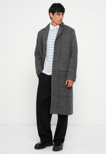 Шерстяное пальто