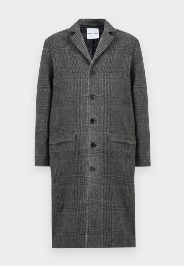 Шерстяное пальто