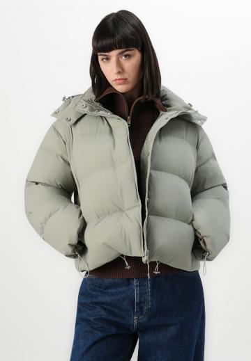 Зимняя куртка