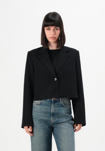 Короткая куртка