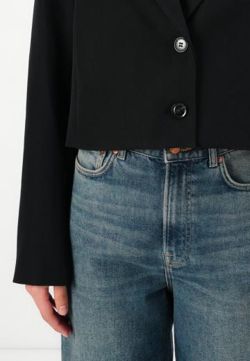 Короткая куртка