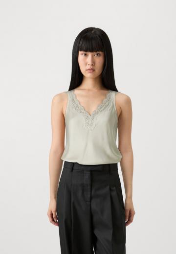 Майка-борцовка