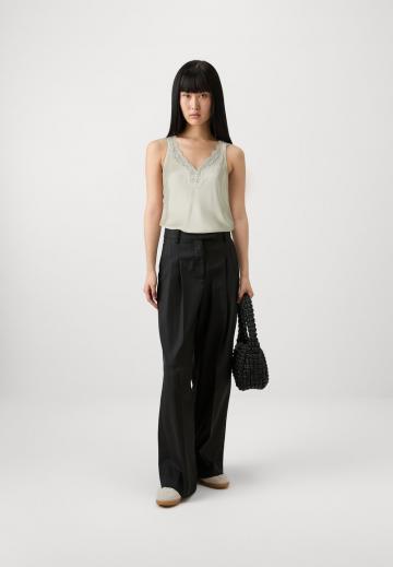 Майка-борцовка