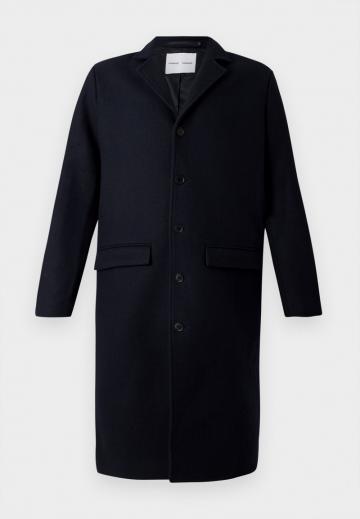 Шерстяное пальто