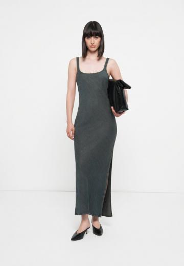 Джинсовое платье