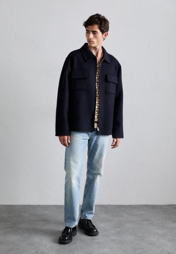 Короткое пальто