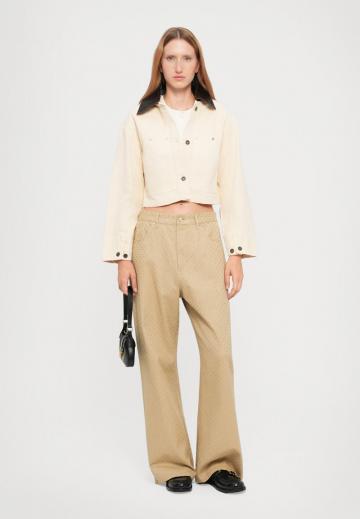 Короткая куртка