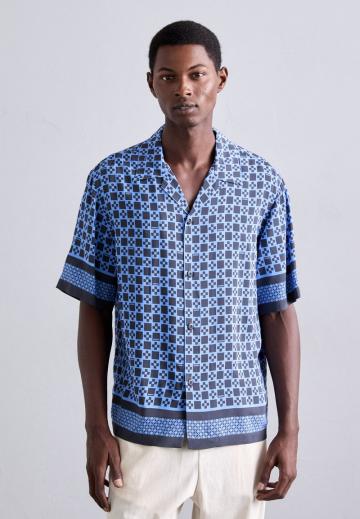 Рубашка с коротким рукавом