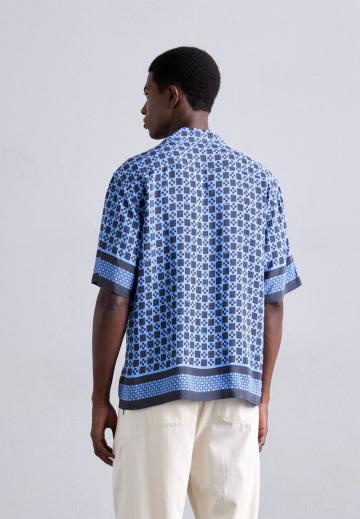 Рубашка с коротким рукавом