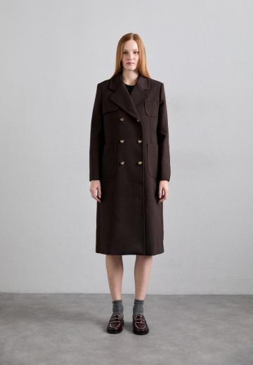 Шерстяное пальто