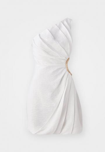 Короткое платье