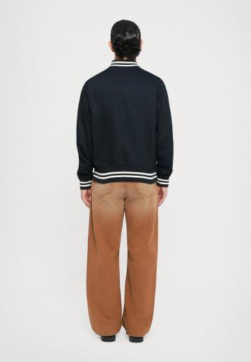 Куртка бомбер