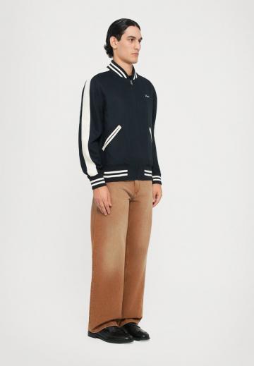 Куртка бомбер