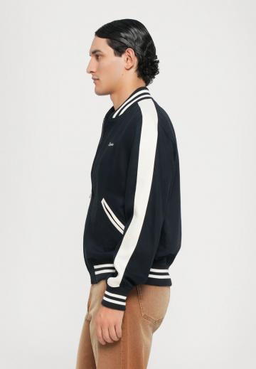 Куртка бомбер