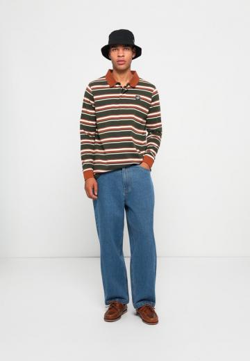 Свободные джинсы