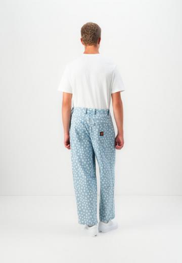 Свободные джинсы