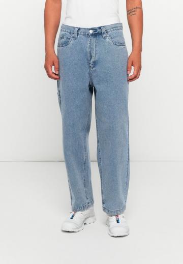 Свободные джинсы