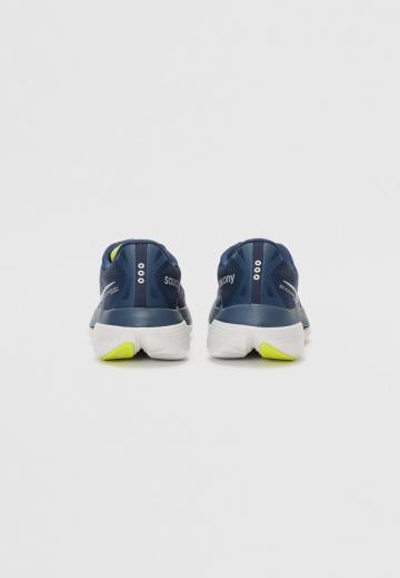 Беговые кроссовки