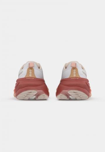 Беговые кроссовки