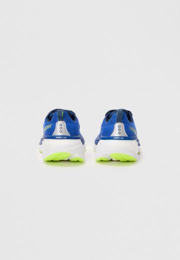 Беговые кроссовки