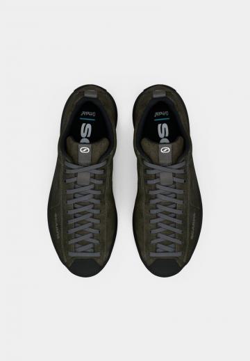 Походная обувь