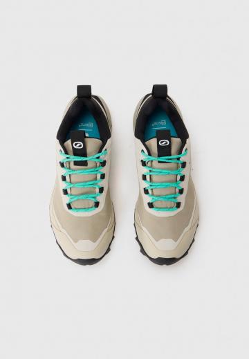 Походная обувь