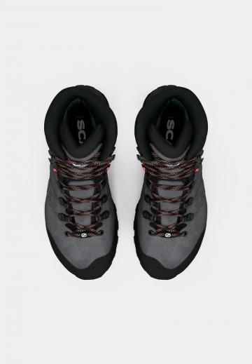 Походные сапоги