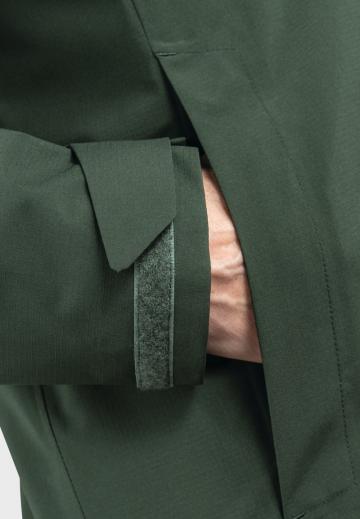 Спортивная куртка