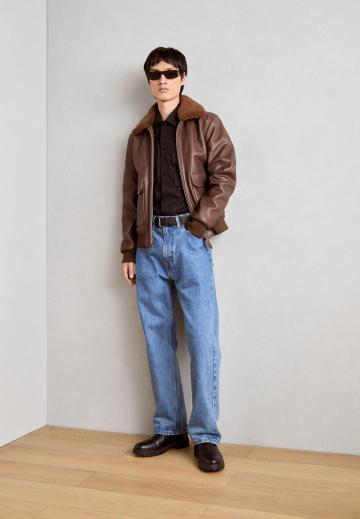 Куртка бомбер