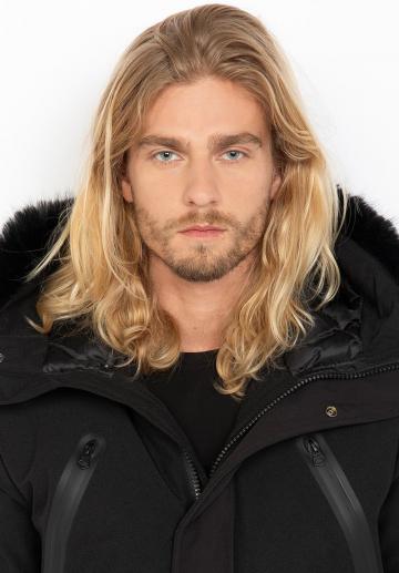 Зимняя куртка