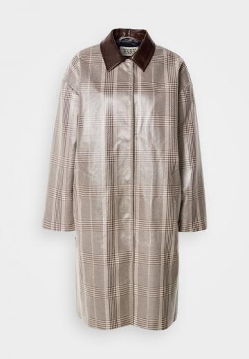 Шерстяное пальто