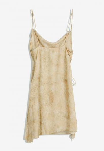 Короткое платье