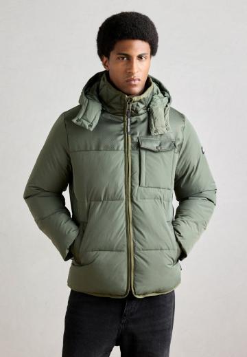 Зимняя куртка