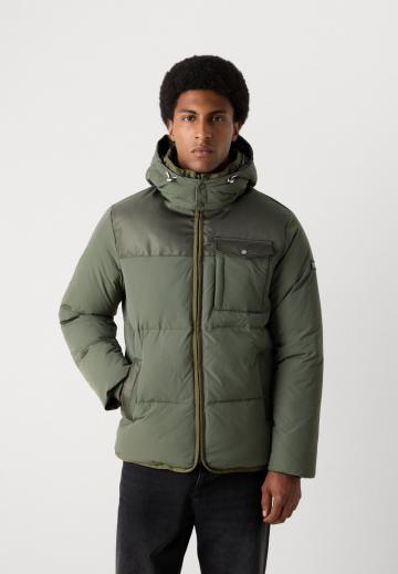 Зимняя куртка