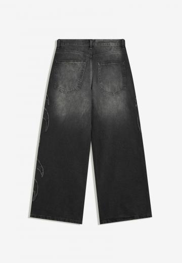 Свободные джинсы