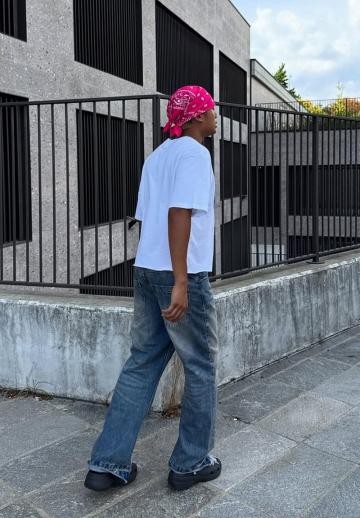 Свободные джинсы