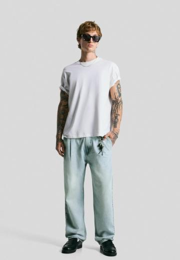 Прямые джинсы