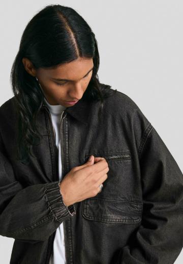 Джинсовая куртка