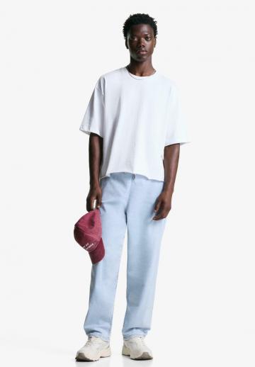 Прямые джинсы