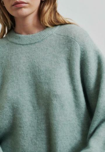 Длинный пуловер