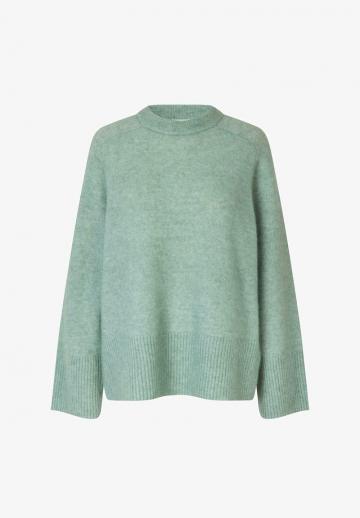 Длинный пуловер