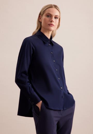 Атласная блузка